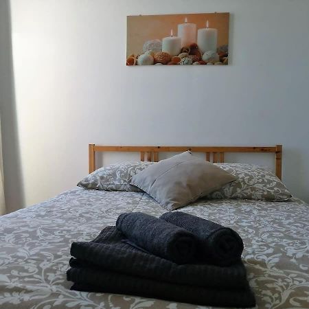 Neuilly Sweet Home - Proche Paris Disney Buitenkant foto