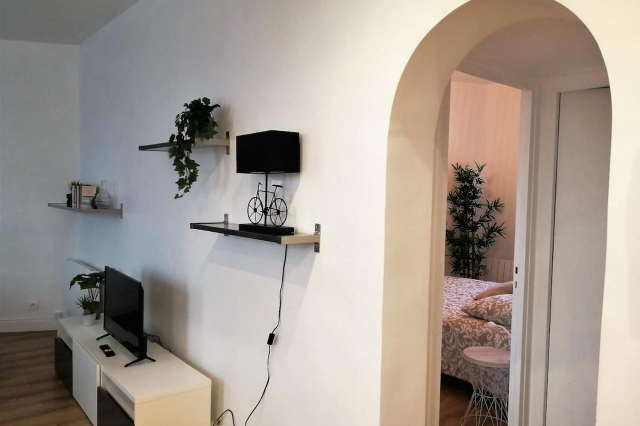 Neuilly Sweet Home - Proche Paris Disney Buitenkant foto